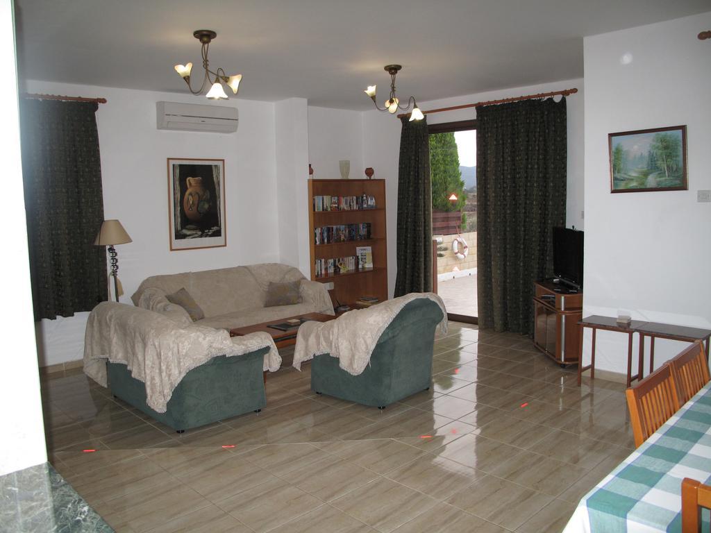 Chriseleni Latchi Villas Polis Dış mekan fotoğraf
